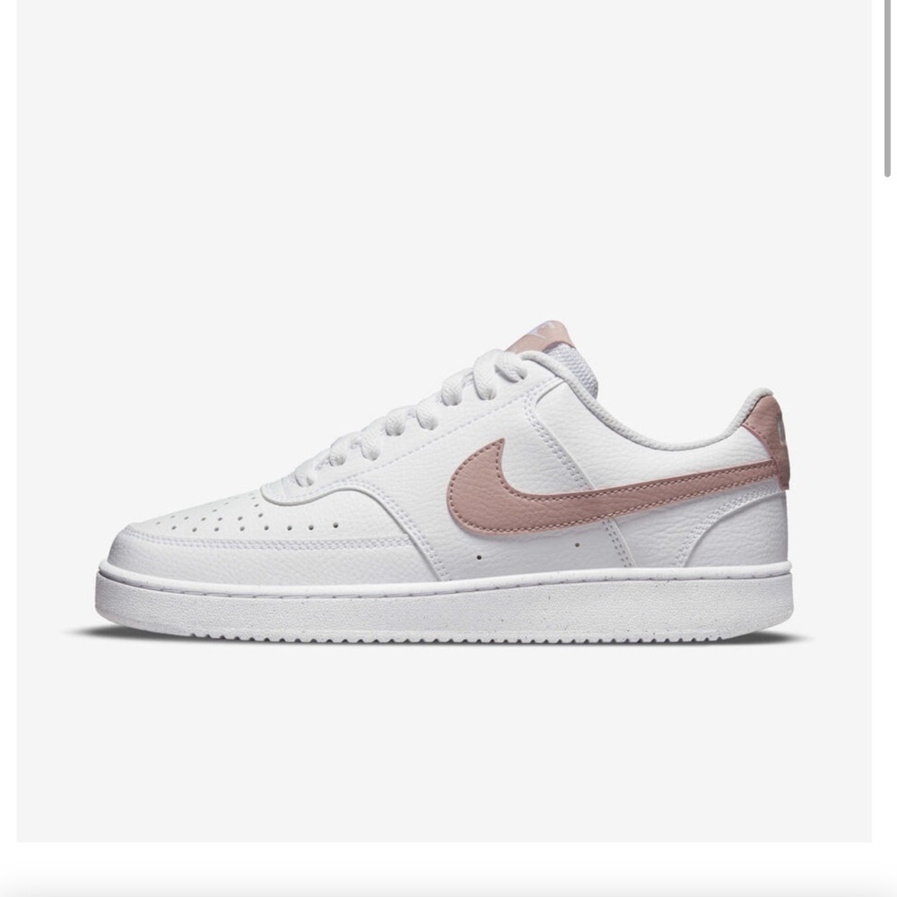 Nike Court Vision Low Next Nature
Woman’s size 10